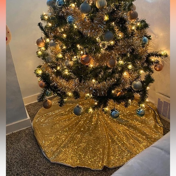 Gold Christmas Tree Skirt - Picture 7 of 7